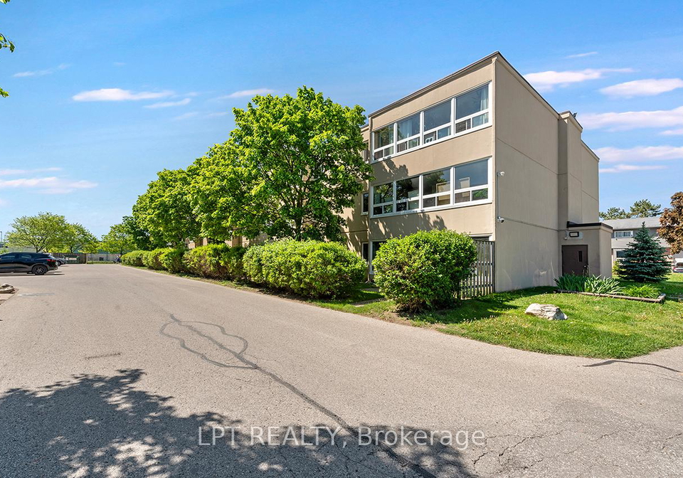 1445-huron-street-london-east-ontario-x13220136