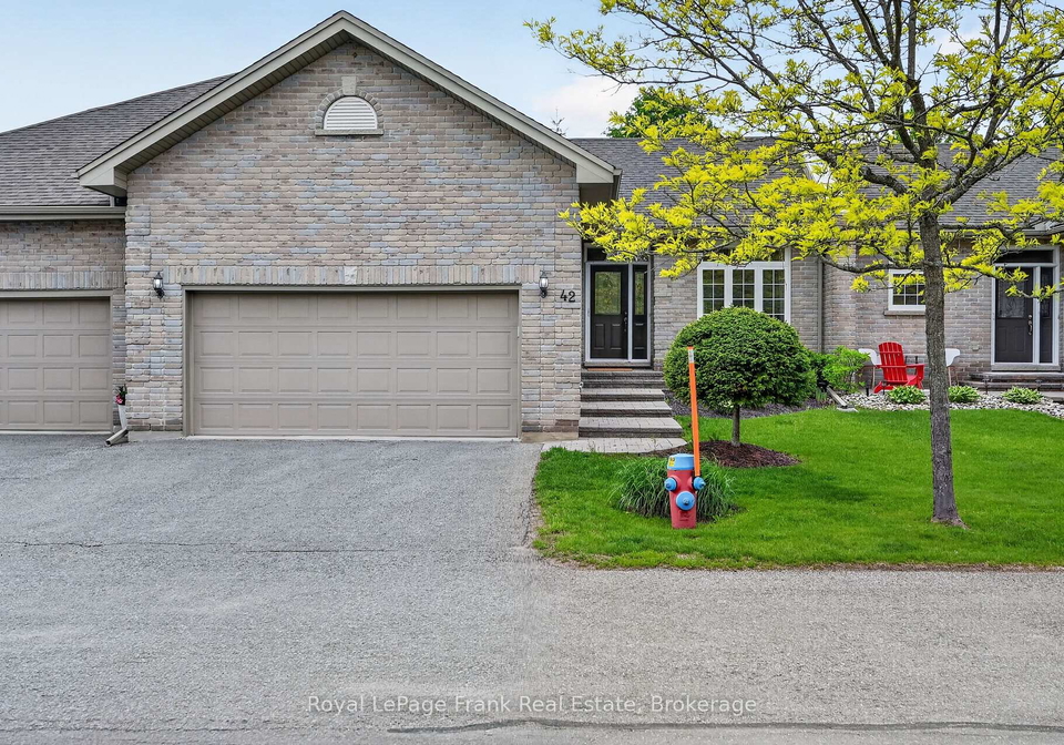 301-carnegie-avenue-peterborough-ontario-x13220288