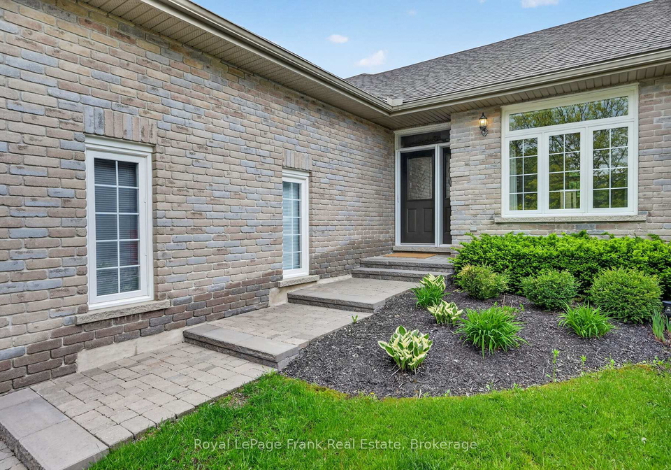 301-carnegie-avenue-peterborough-ontario-x13220288