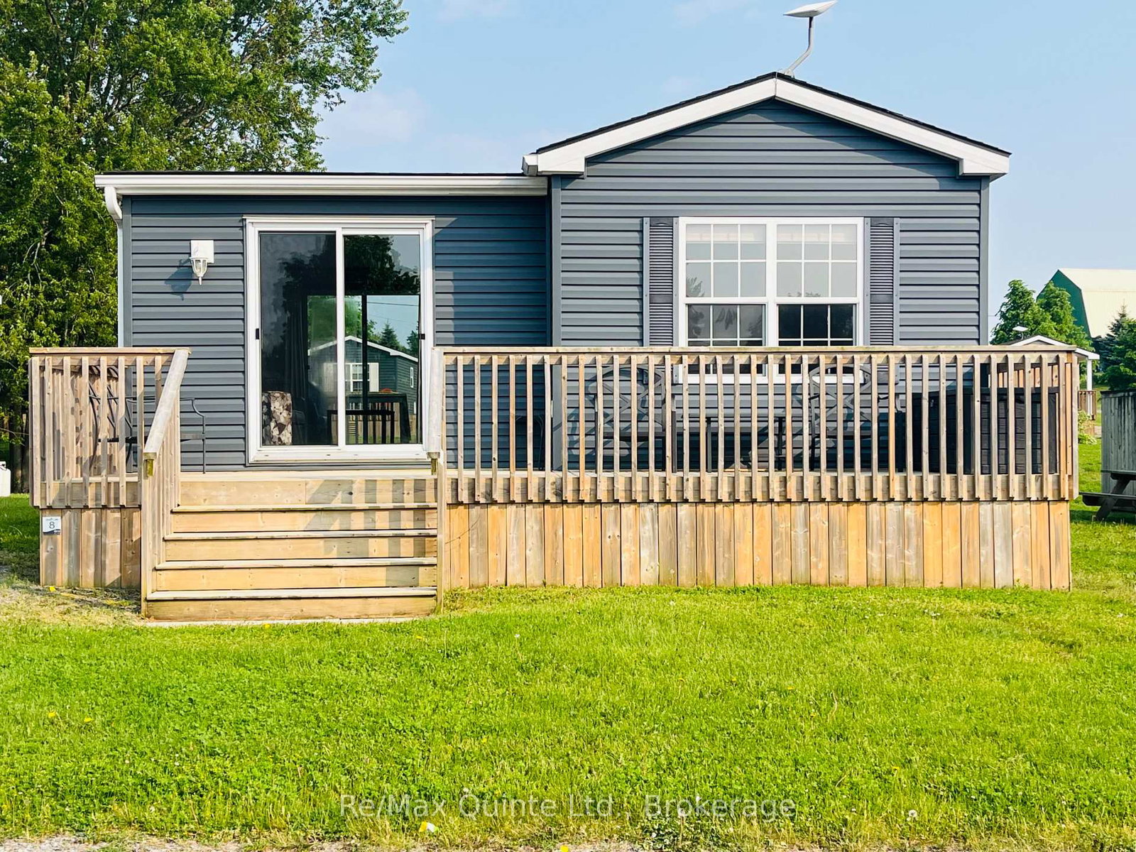 486-county-road-18-prince-edward-county-ontario-x13220314
