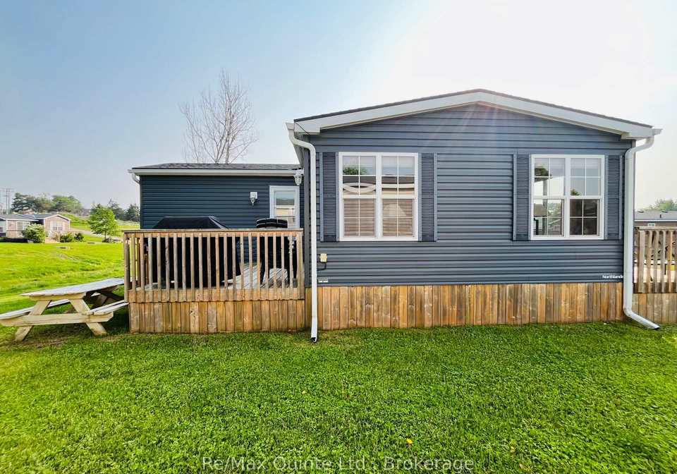 486-county-road-18-prince-edward-county-ontario-x13220314