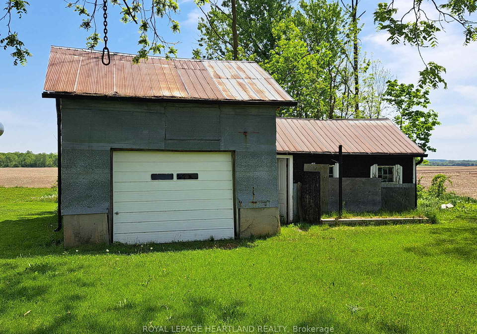 69922-parr-line-south-huron-ontario-x13220322