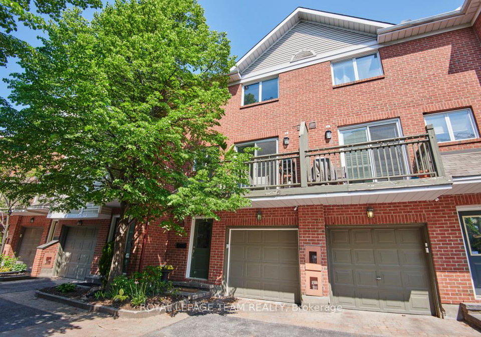 7-academy-private-ottawa-ontario-x13220346