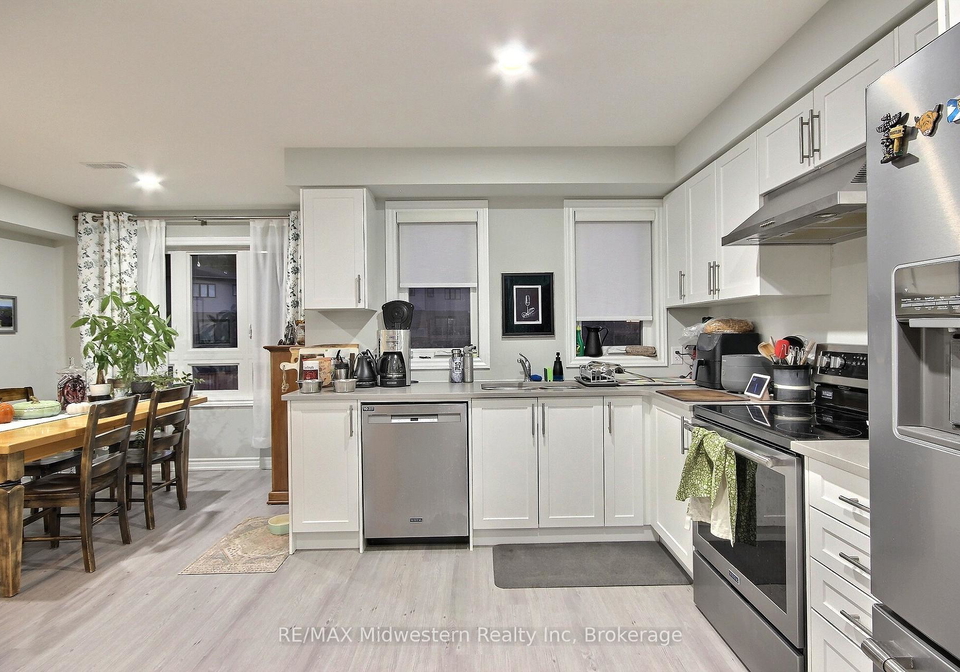287-chapel-hill-drive-kitchener-ontario-x13220360