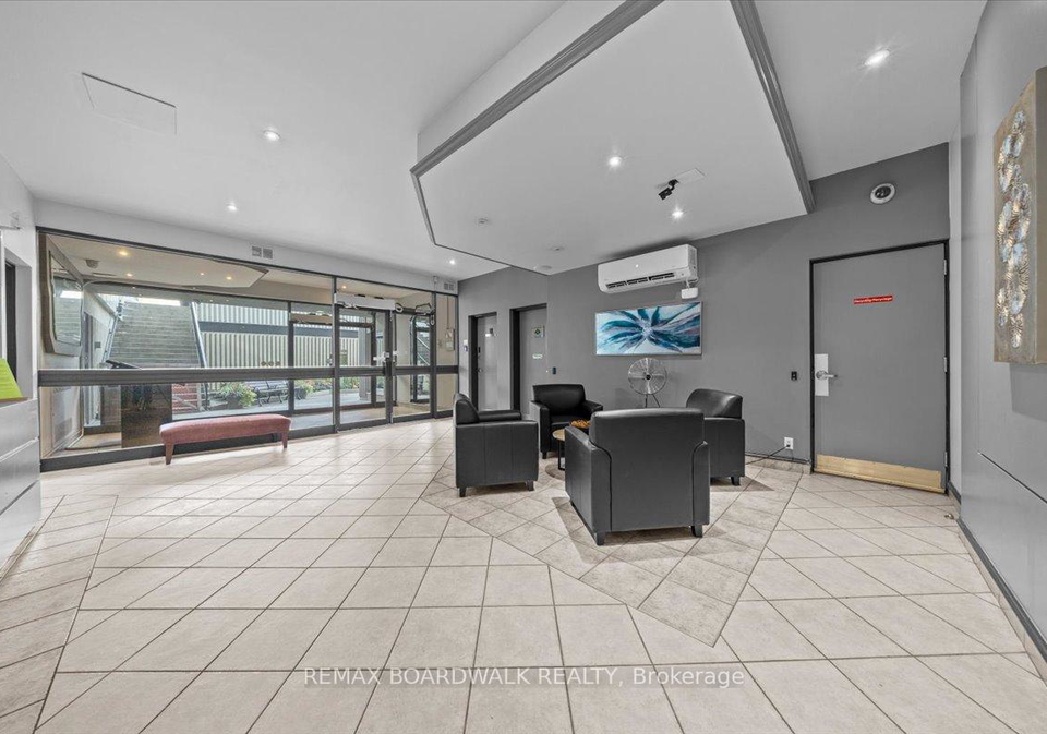 158b-mcarthur-avenue-ottawa-ontario-x13220530