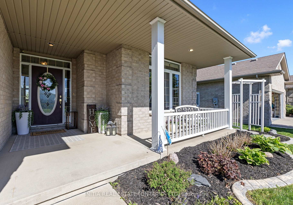 477-1st-avenue-petrolia-ontario-x13220604
