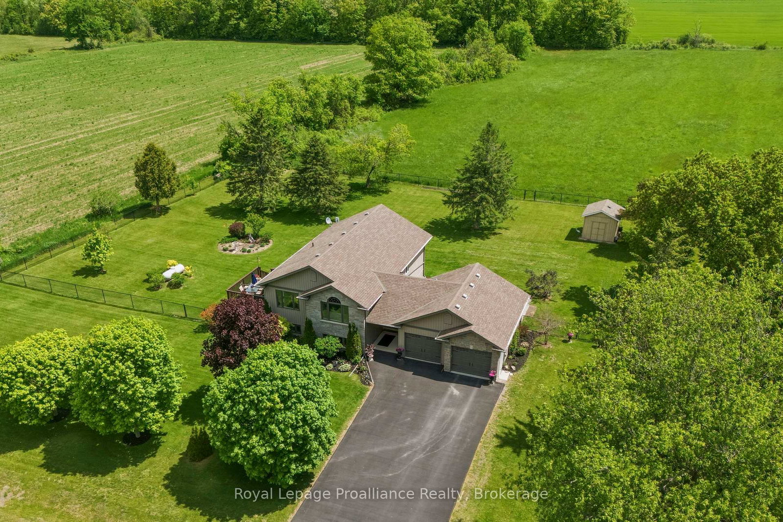 561-stacey-road-quinte-west-ontario-x13220850