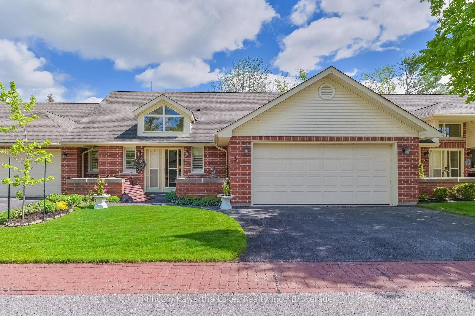 1121-armour-road-n-peterborough-ontario-x13220852