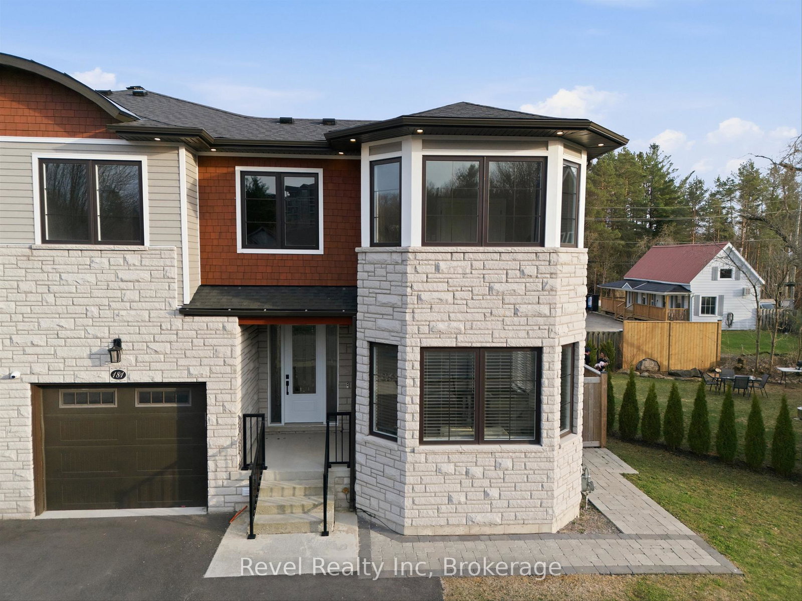 181-anglo-street-bracebridge-ontario-x13221026