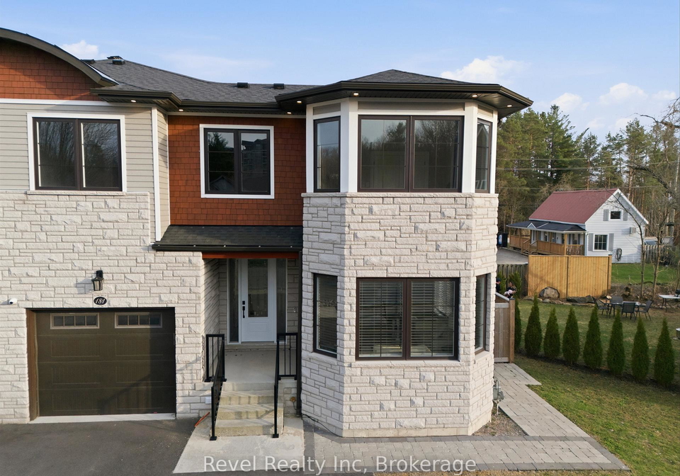 181-anglo-street-bracebridge-ontario-x13221026