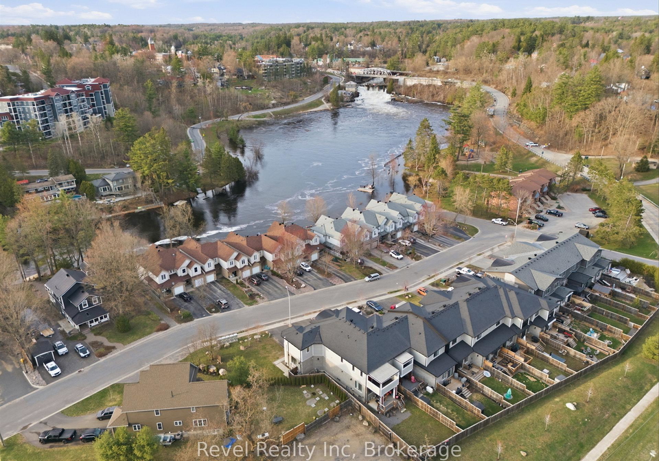 181-anglo-street-bracebridge-ontario-x13221026