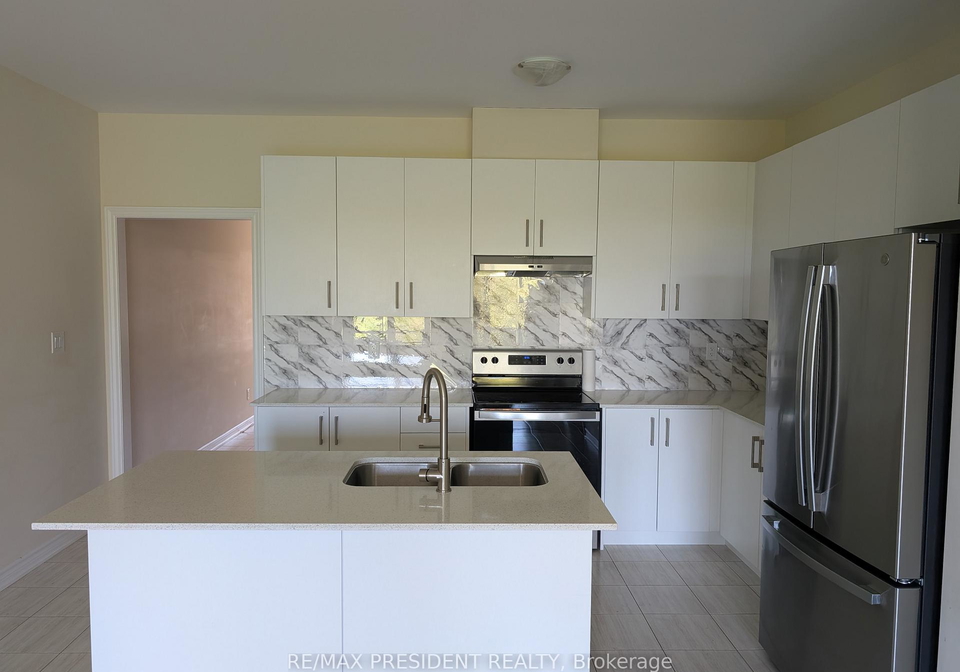 110-stonebrook-way-grey-highlands-ontario-x13221298