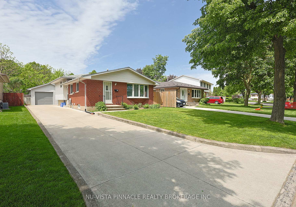 84-kintail-crescent-london-south-ontario-x13221532