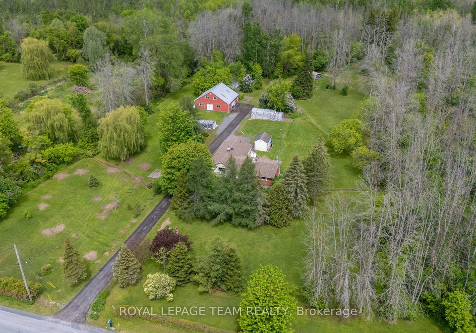 15615-dixon-road-south-stormont-ontario-x13221724