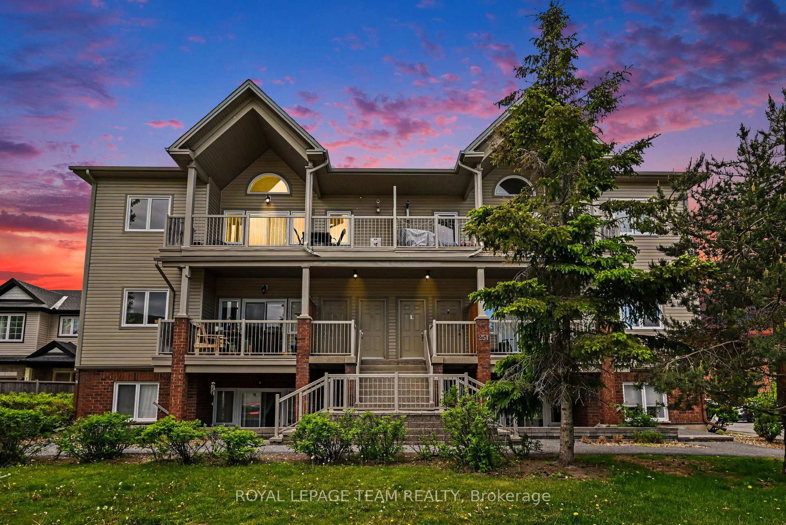 251-crestway-drive-ottawa-ontario-x13221744