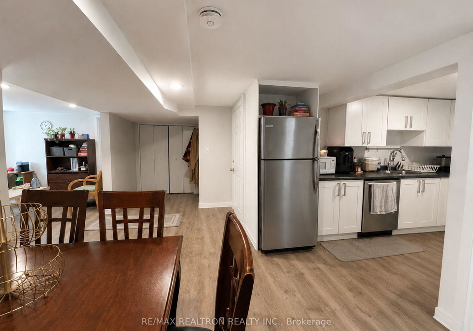 14-jasper-court-kitchener-ontario-x13222096