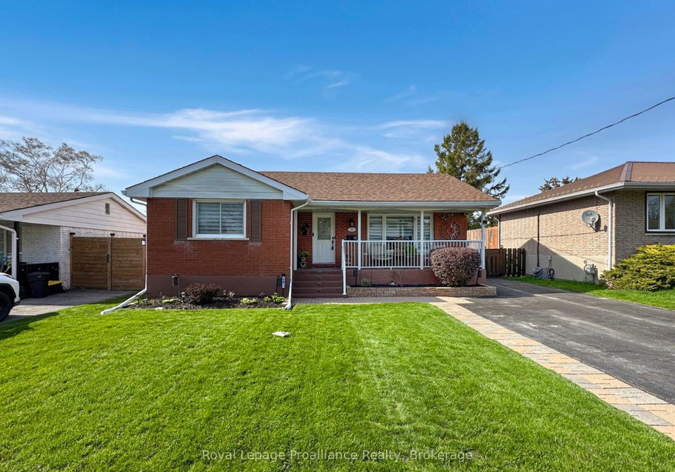 10-chown-crescent-belleville-ontario-x13222370
