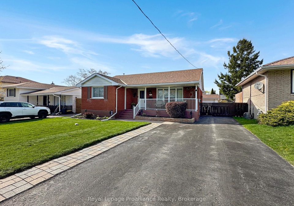 10-chown-crescent-belleville-ontario-x13222370
