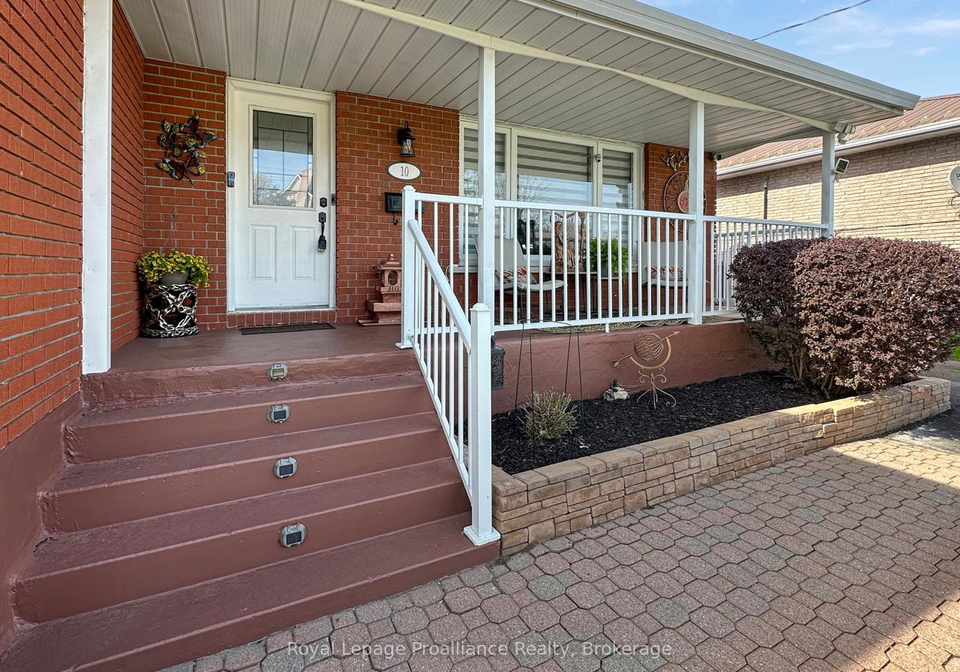 10-chown-crescent-belleville-ontario-x13222370