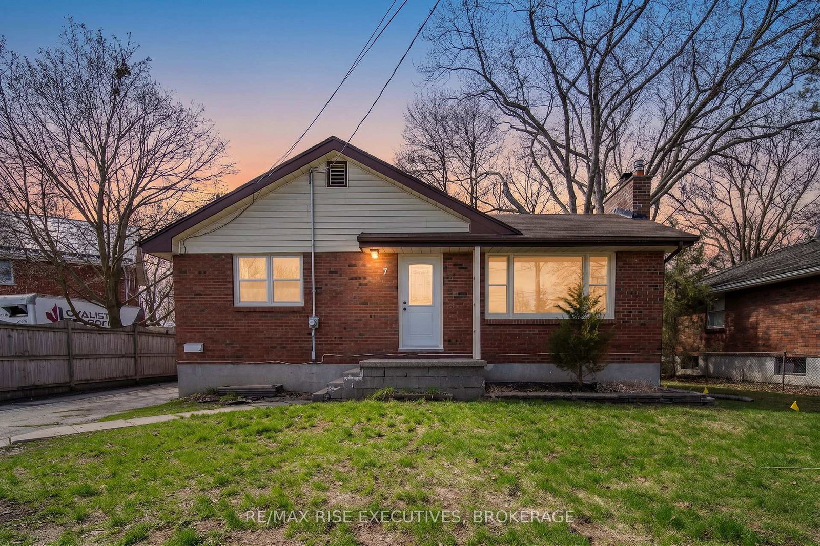 7-benjamin-street-belleville-ontario-x13222590