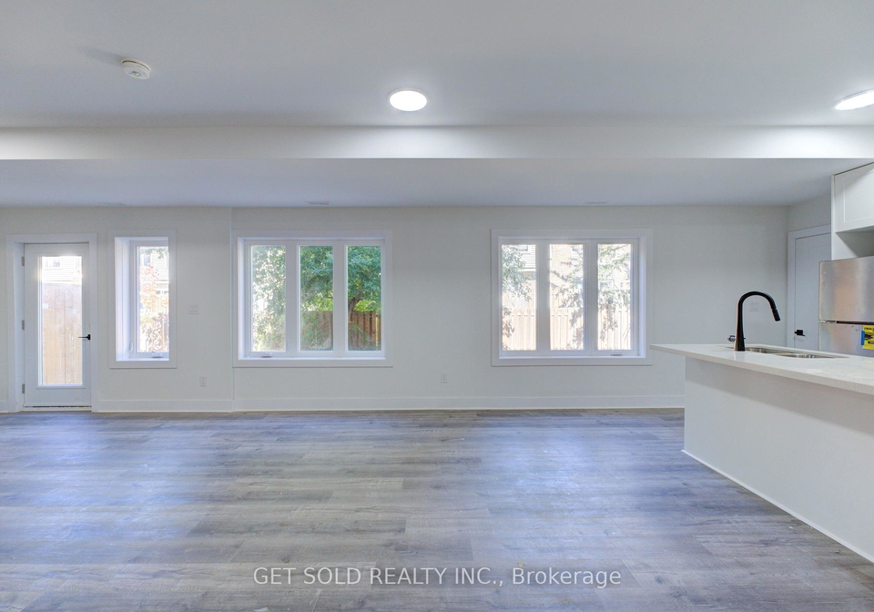 6701-thorold-stone-road-niagara-falls-ontario-x13222630