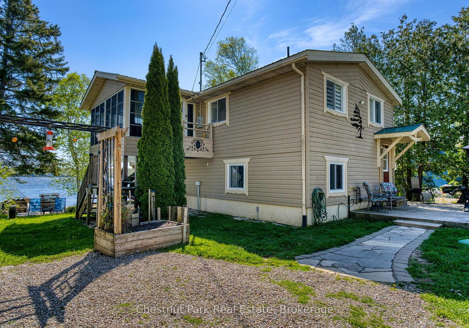 156-miller-lake-shore-road-northern-bruce-peninsula-ontario-x13222754