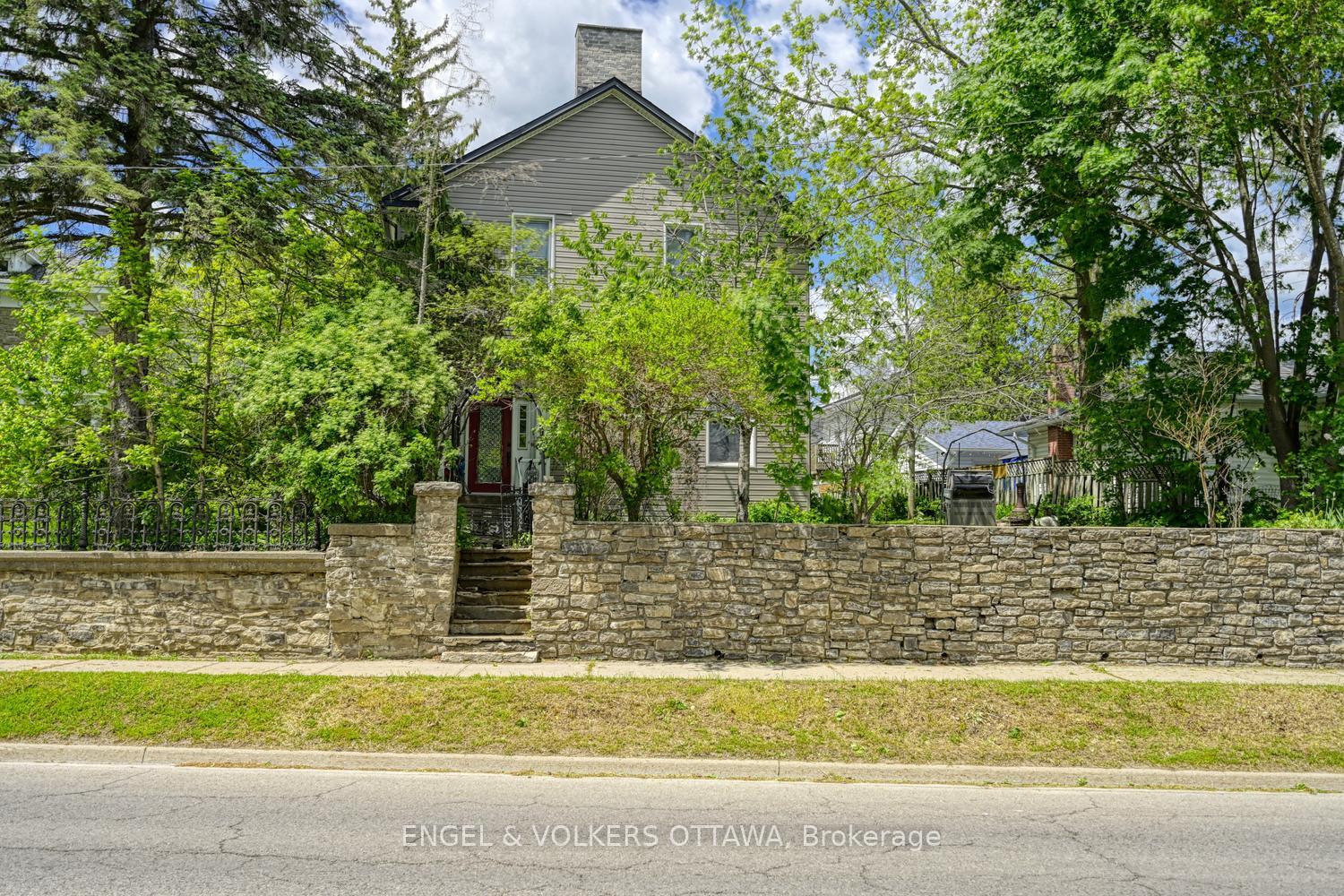 716-king-street-w-prescott-ontario-x13222966