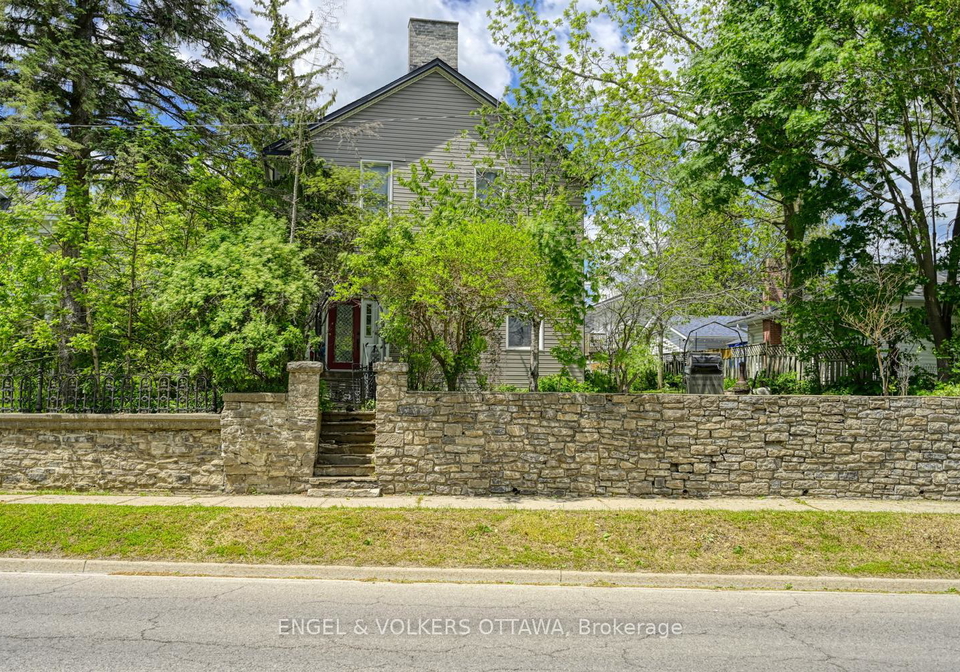 716-king-street-w-prescott-ontario-x13222966