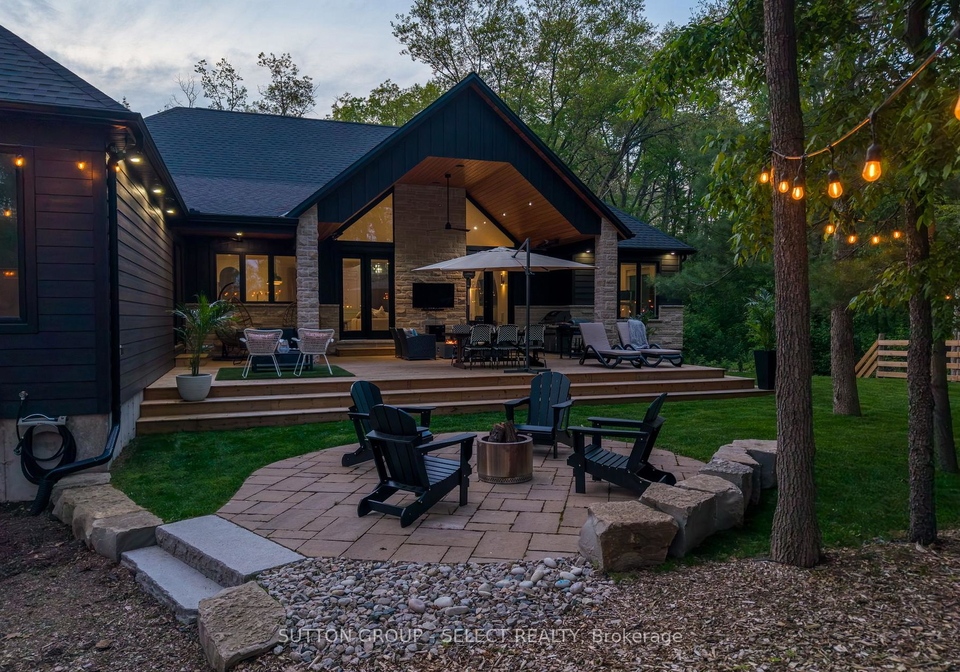 10111-pinery-bluffs-road-lambton-shores-ontario-x13222982