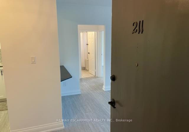 37-mericourt-road-hamilton-ontario-x13223192
