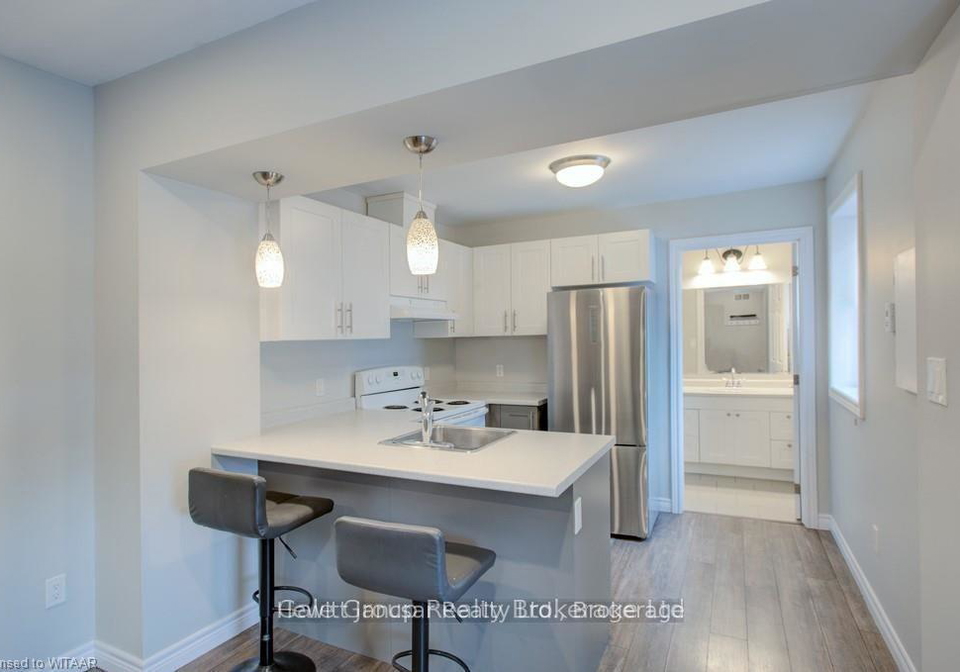 519-dundas-street-woodstock-ontario-x13223194