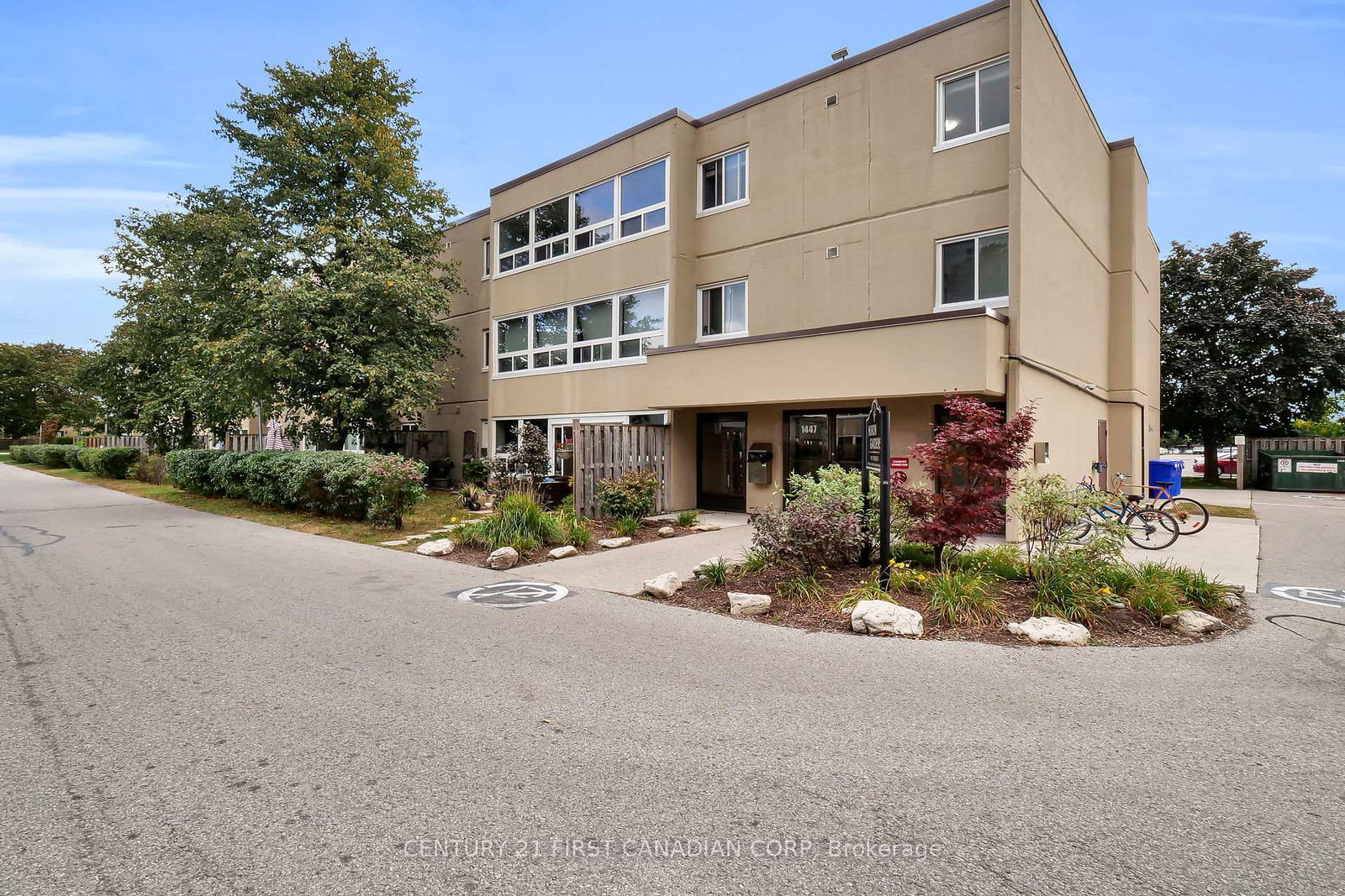 1447-huron-street-london-east-ontario-x13223350