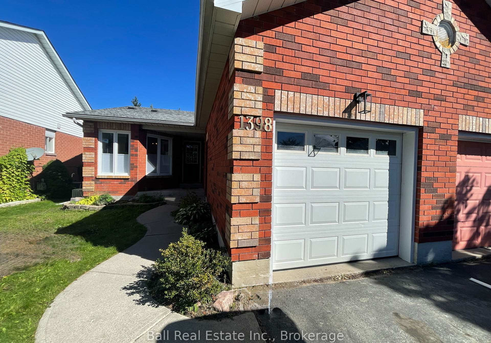 1398-lillico-crescent-peterborough-ontario-x13223412