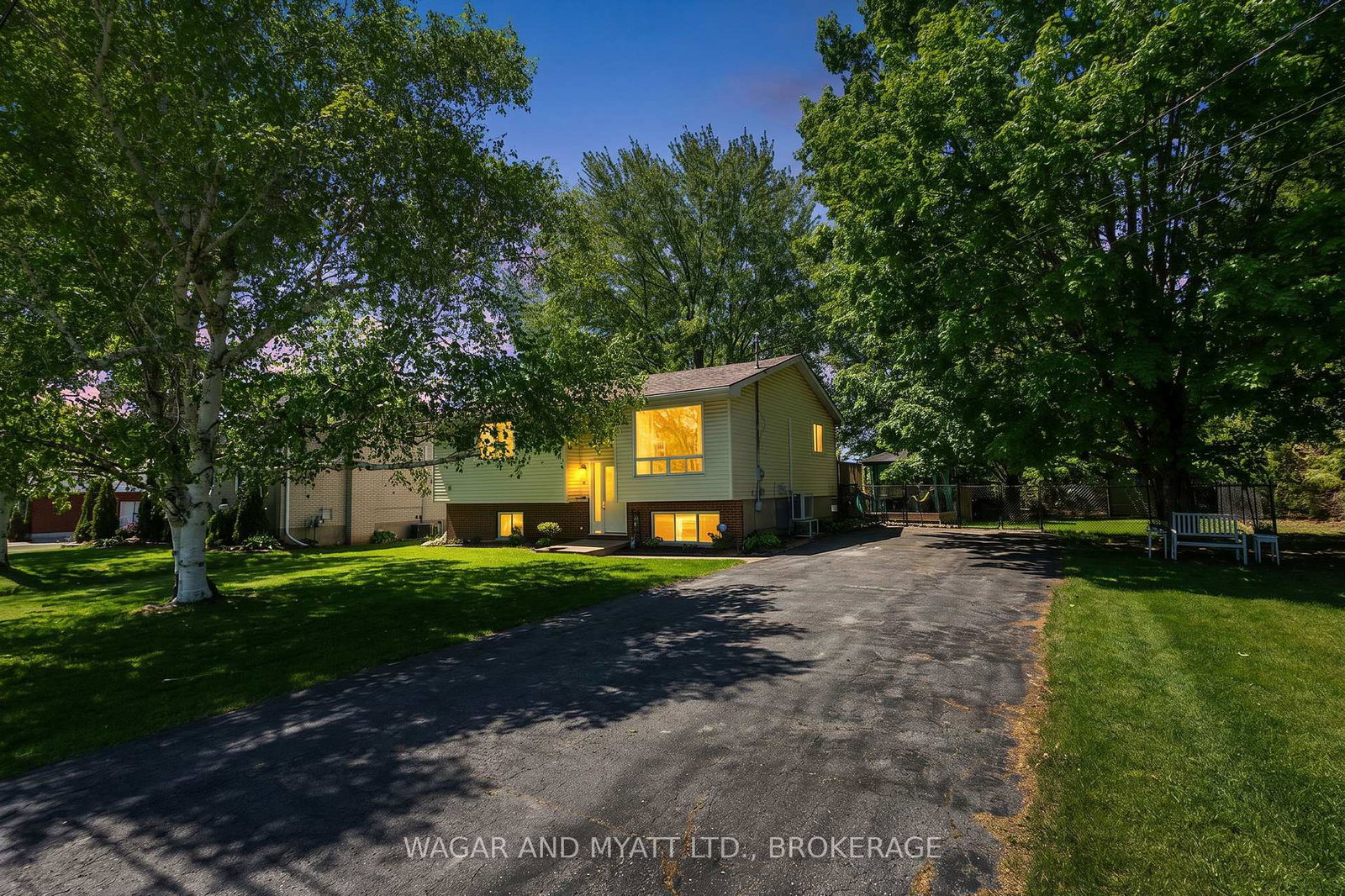 39-riverview-drive-greater-napanee-ontario-x13223528