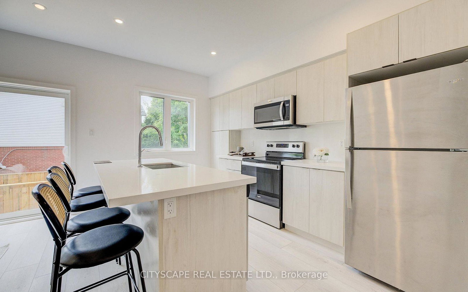 416-dundas-street-s-cambridge-ontario-x13223540