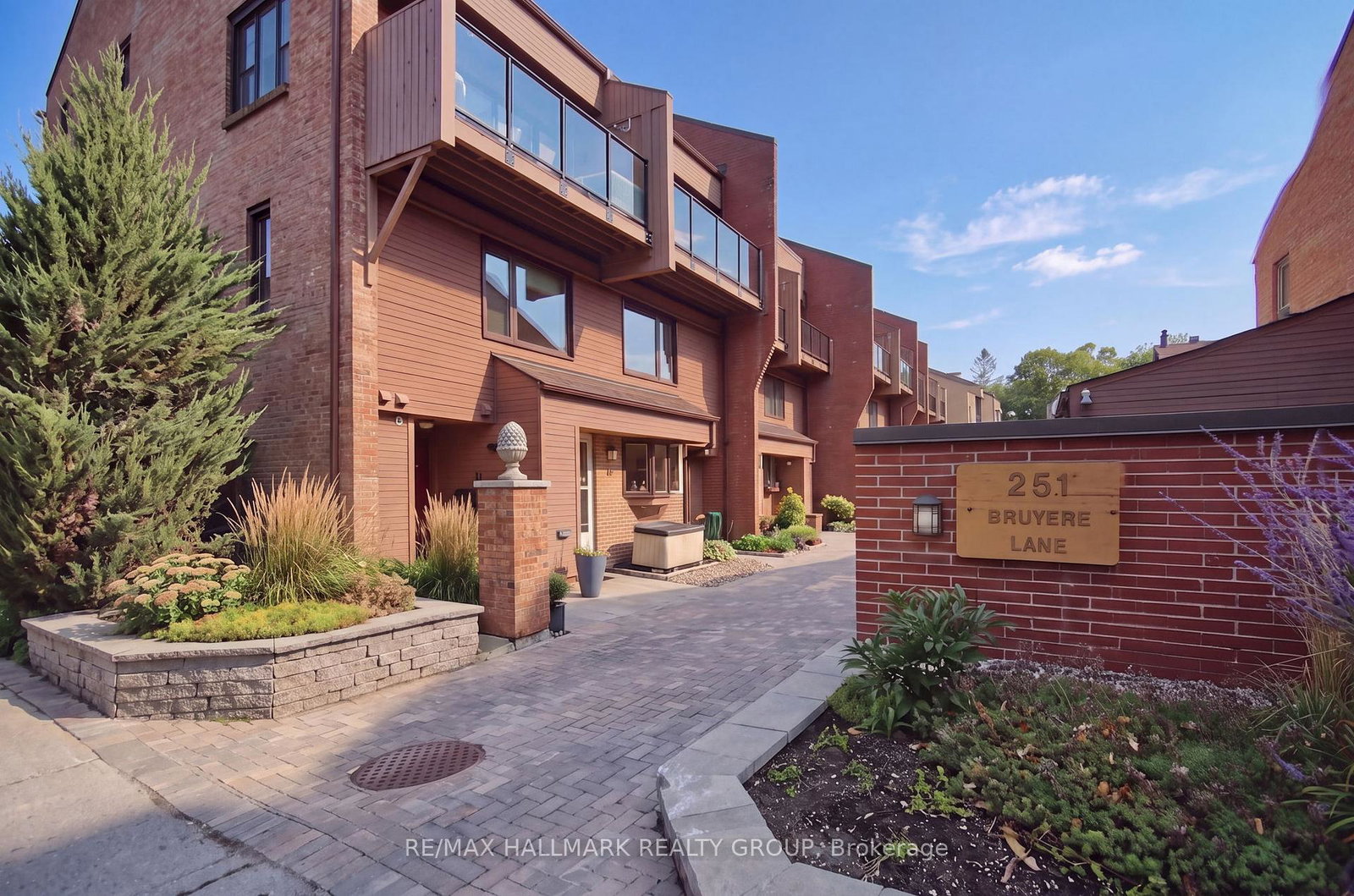 251-bruyere-street-ottawa-ontario-x13223726