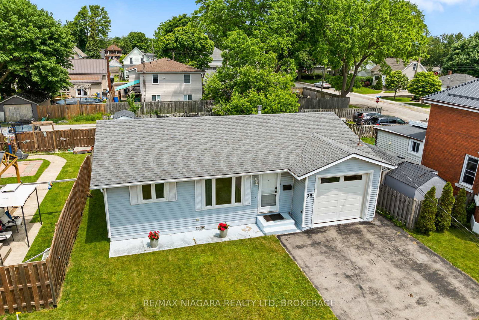39-pine-street-port-colborne-ontario-x13223770
