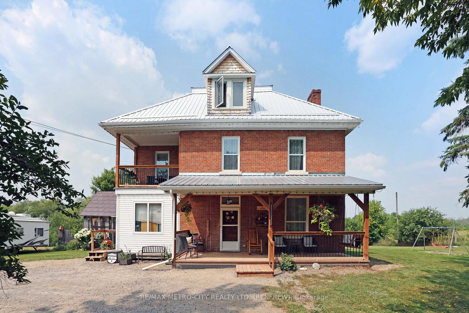 1380-highway-132-highway-admastonbromley-ontario-x13223792