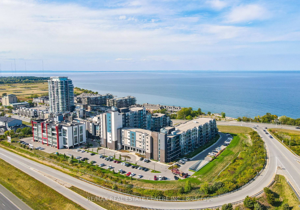 16-concord-place-grimsby-ontario-x13223818