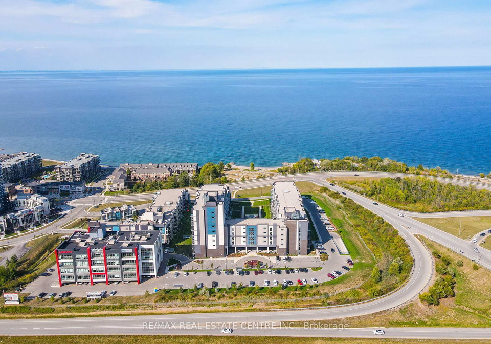 16-concord-place-grimsby-ontario-x13223818