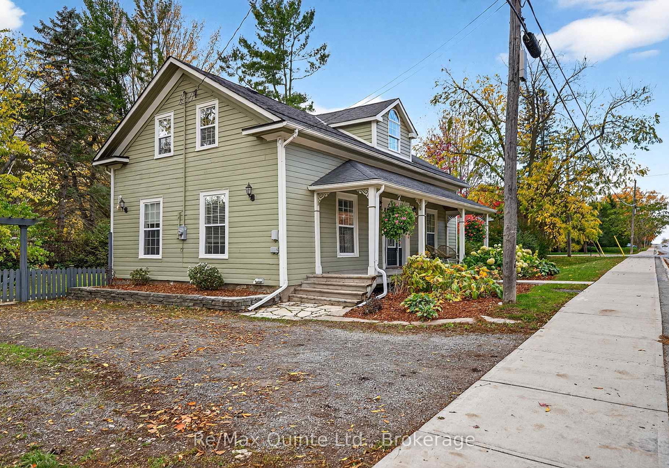 15-talbot-street-prince-edward-county-ontario-x13223894