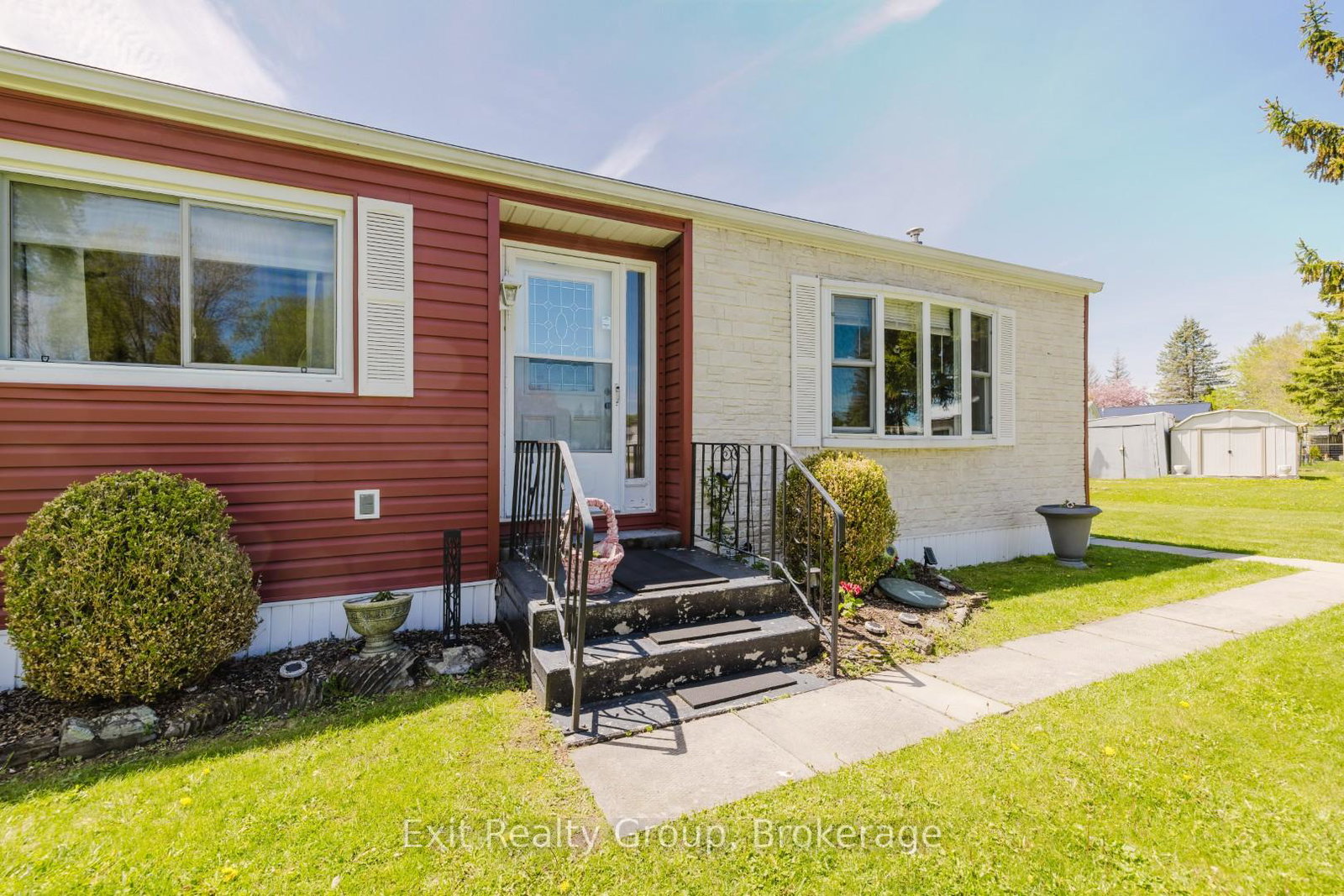 63-whites-road-quinte-west-ontario-x13224086
