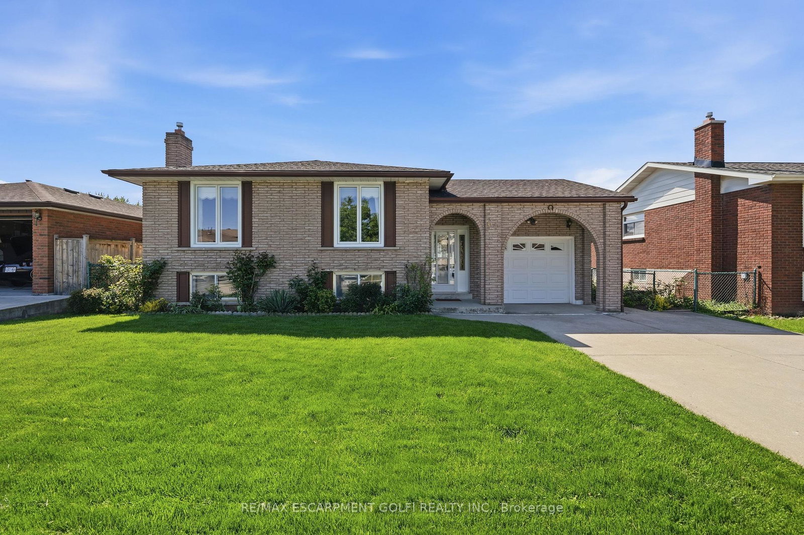 64-eastbury-drive-hamilton-ontario-x13224138