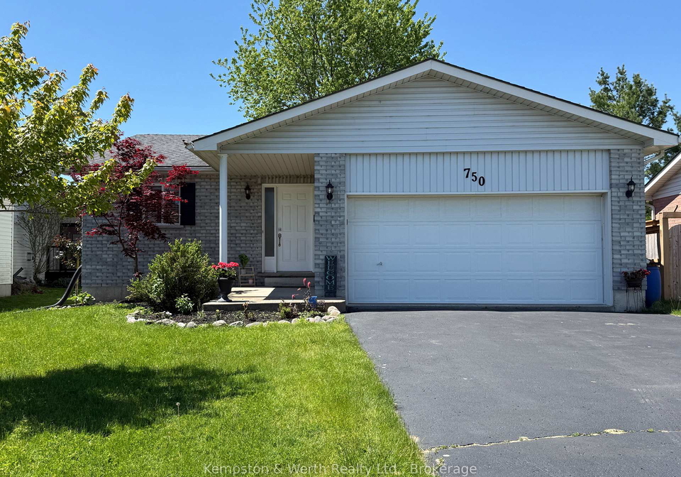 750-lavery-street-w-north-perth-ontario-x13224180