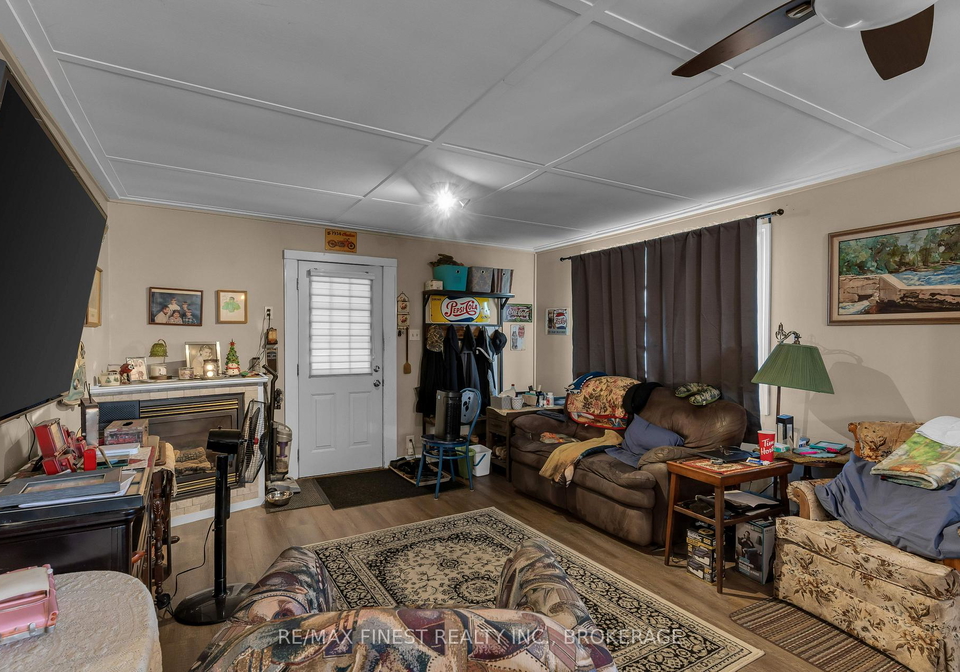 186-thomas-street-greater-napanee-ontario-x13224210