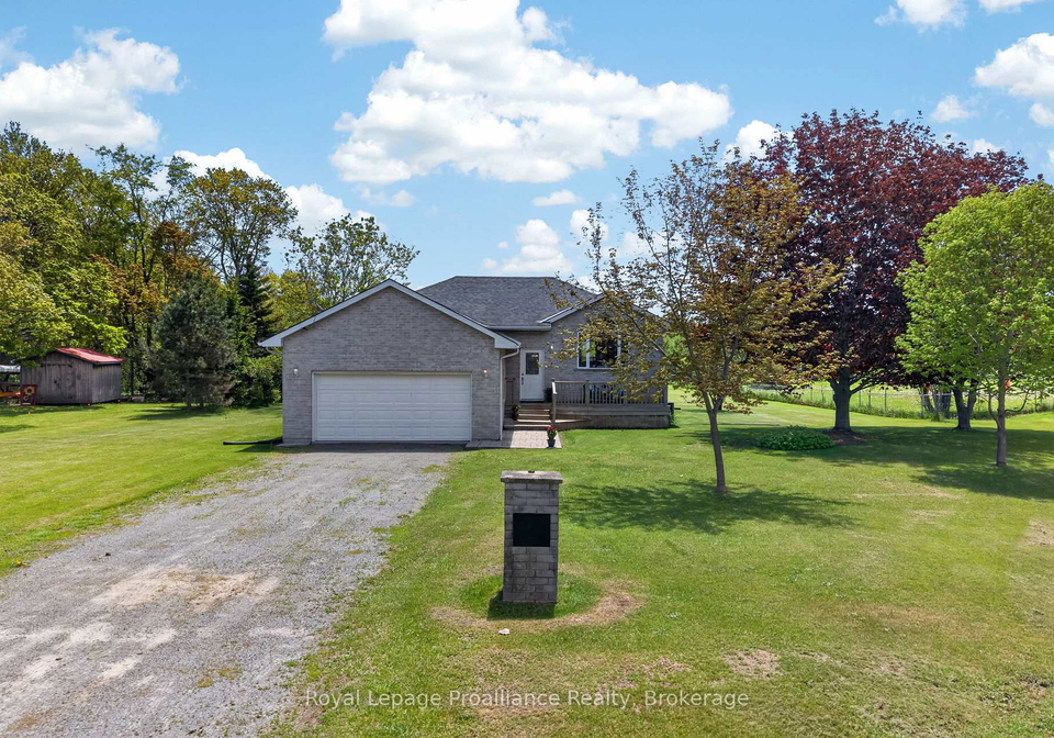 112-huycks-bay-road-prince-edward-county-ontario-x13224382