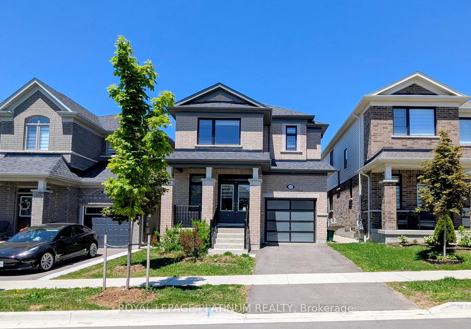 27-spicer-street-centre-wellington-ontario-x13224390
