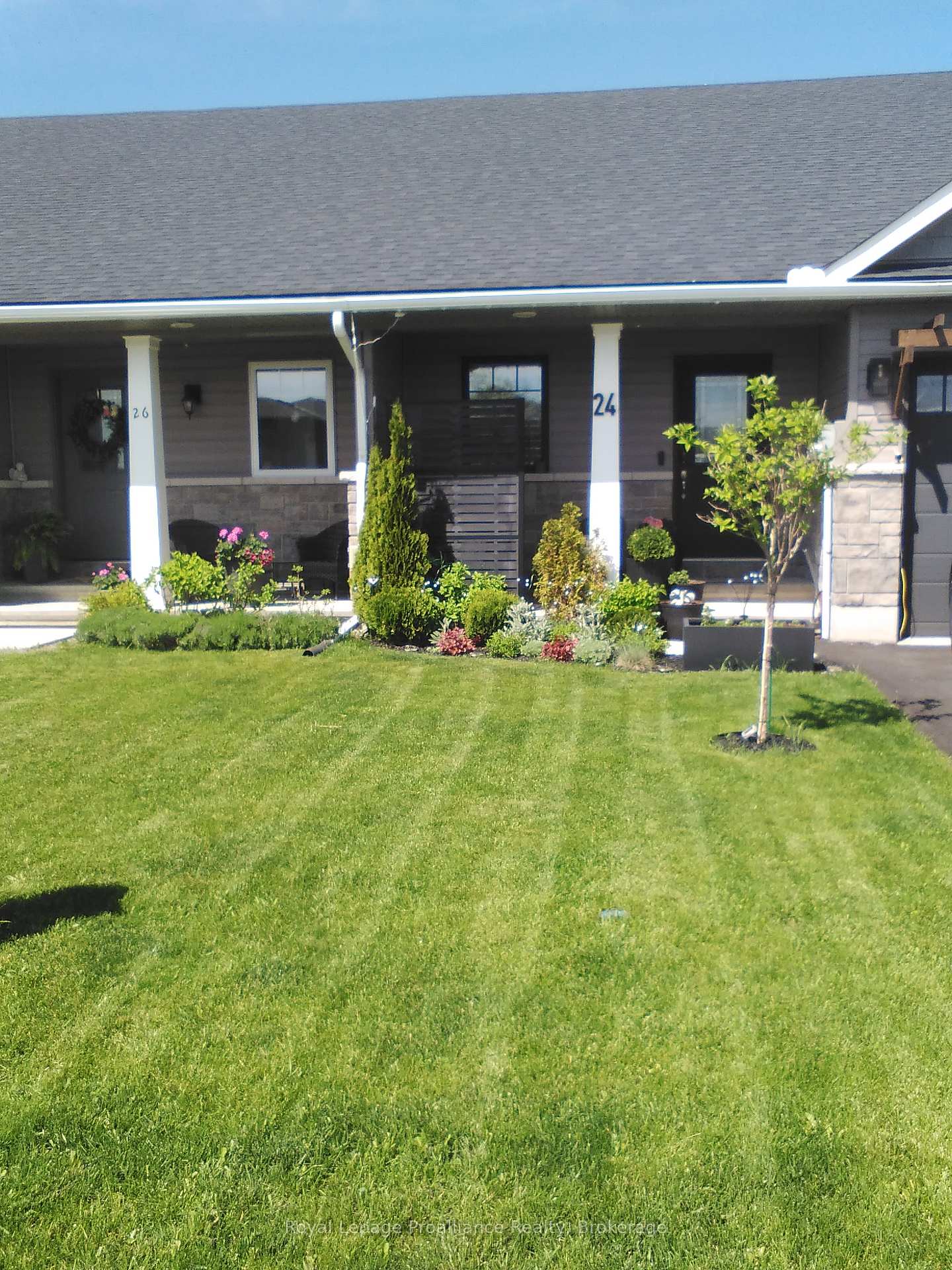 24-buchanan-street-prince-edward-county-ontario-x13224536
