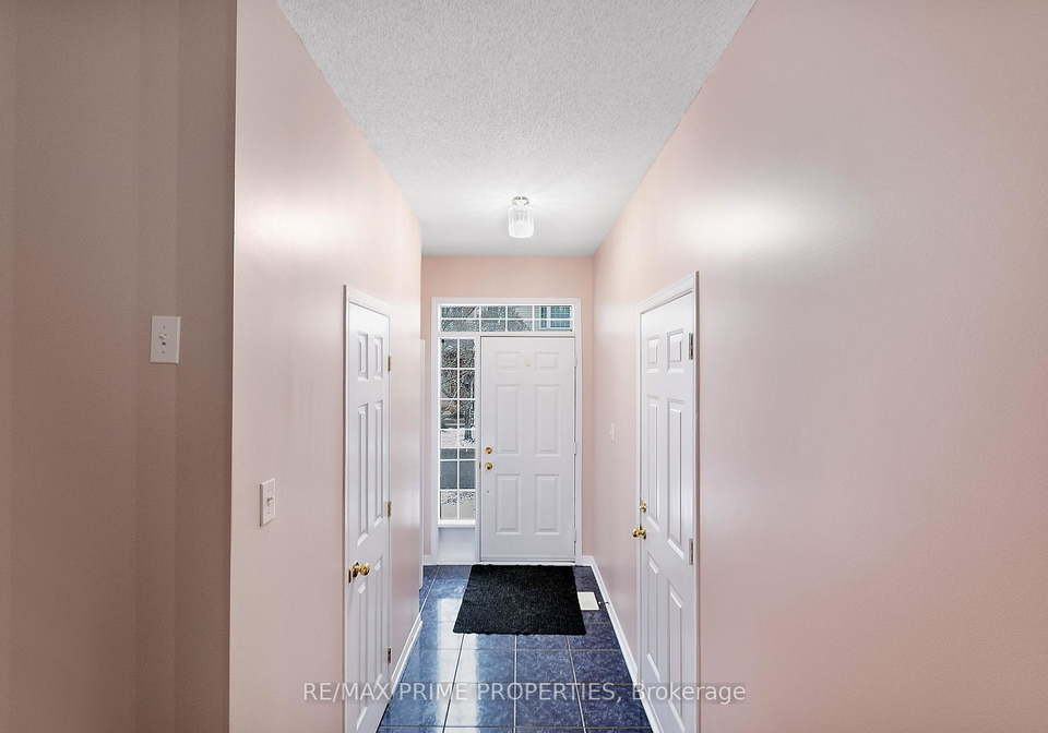 211-station-boulevard-ottawa-ontario-x13224554