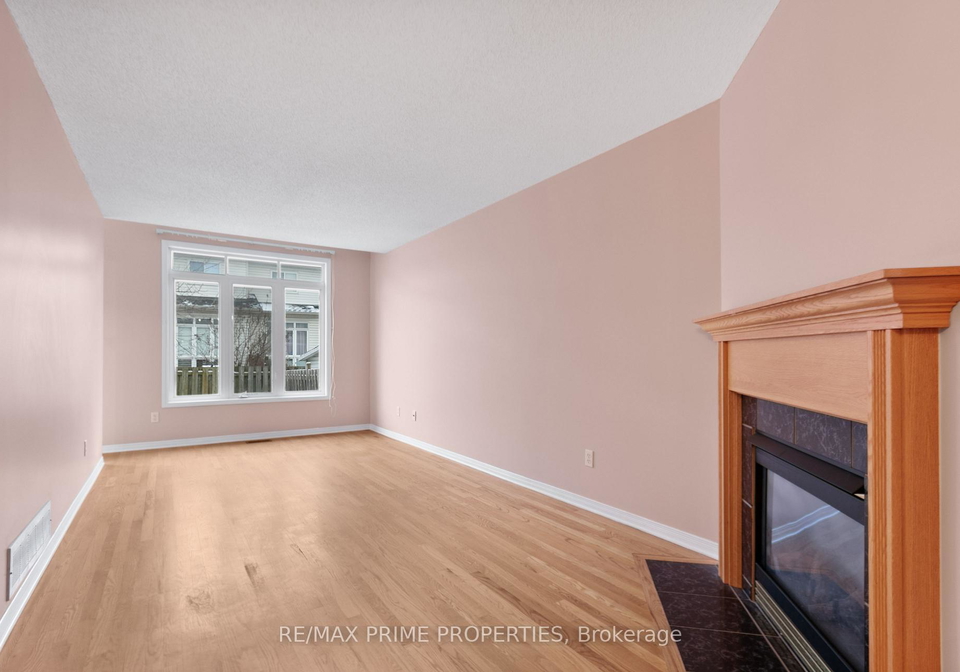 211-station-boulevard-ottawa-ontario-x13224554